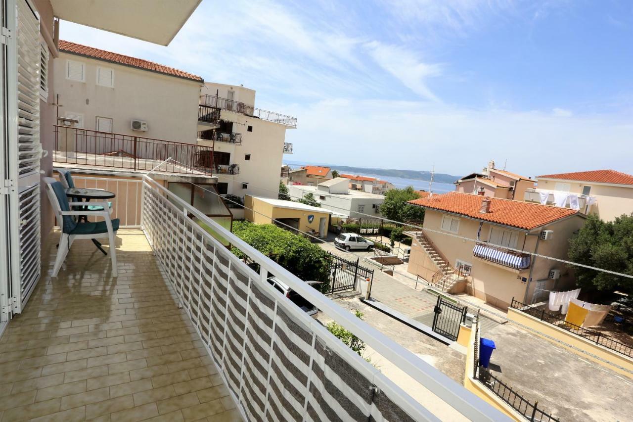 Apartmani Vinko Baška Voda Buitenkant foto